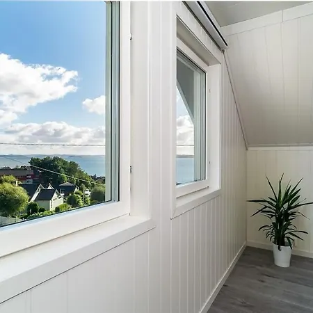 Casa vacanze Modern Family House Near Pulpit Rock