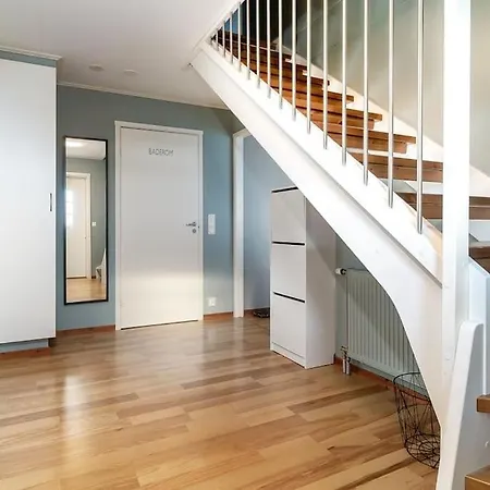 Modern Family House Near Pulpit Rock * Tau