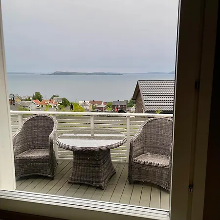 Modern Family House Near Pulpit Rock *