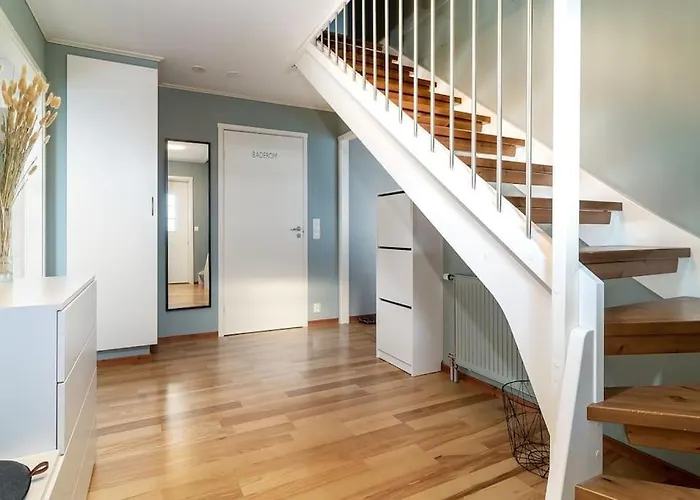 Modern Family House Near Pulpit Rock * Tau
