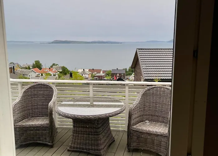 Modern Family House Near Pulpit Rock *